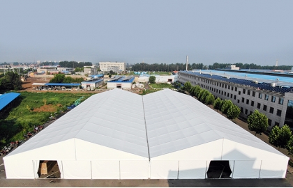 Big survival tent for patients