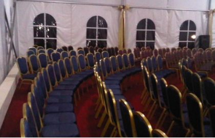 500 people church tent